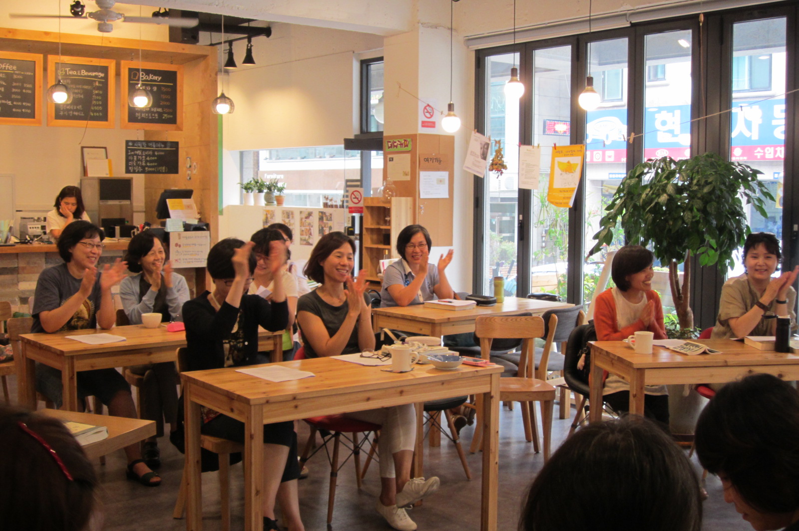 사서까페북콘서트 022.JPG